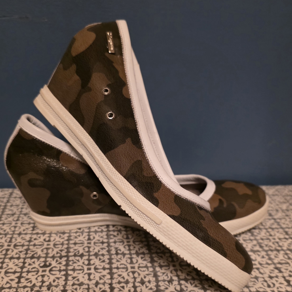 Camouflage Wedge Sneakers